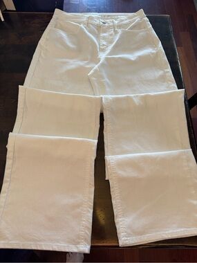 Old Navy WOW High Rise Wide Leg Jeans White 12 Long